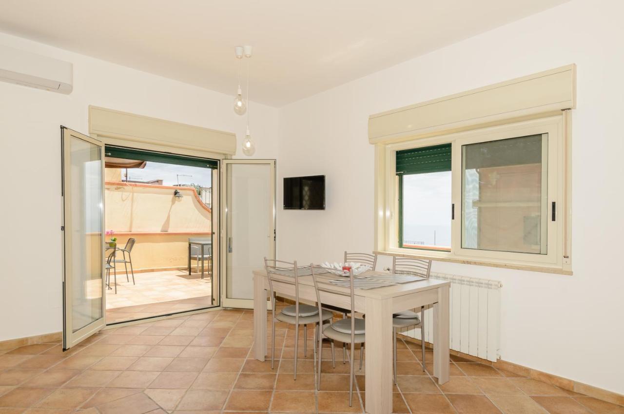 Sunset Holiday Home Taormina Eksteriør billede